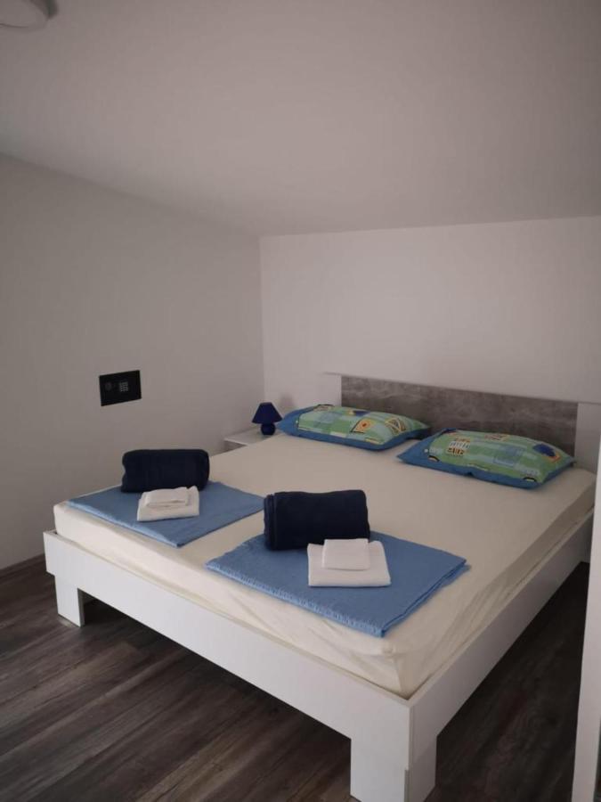 Apartments Tara Ražanac Dış mekan fotoğraf