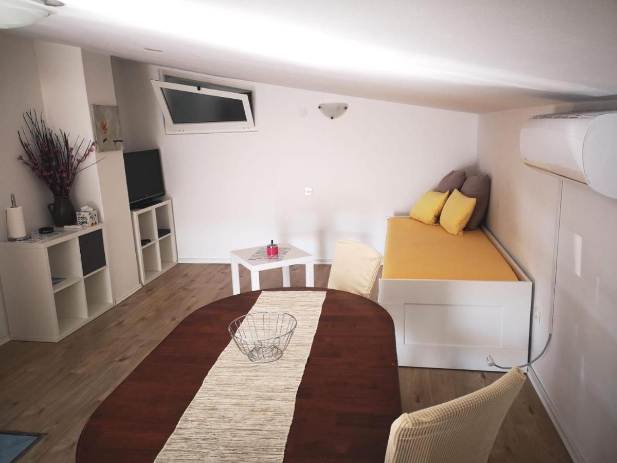 Apartments Tara Ražanac Dış mekan fotoğraf